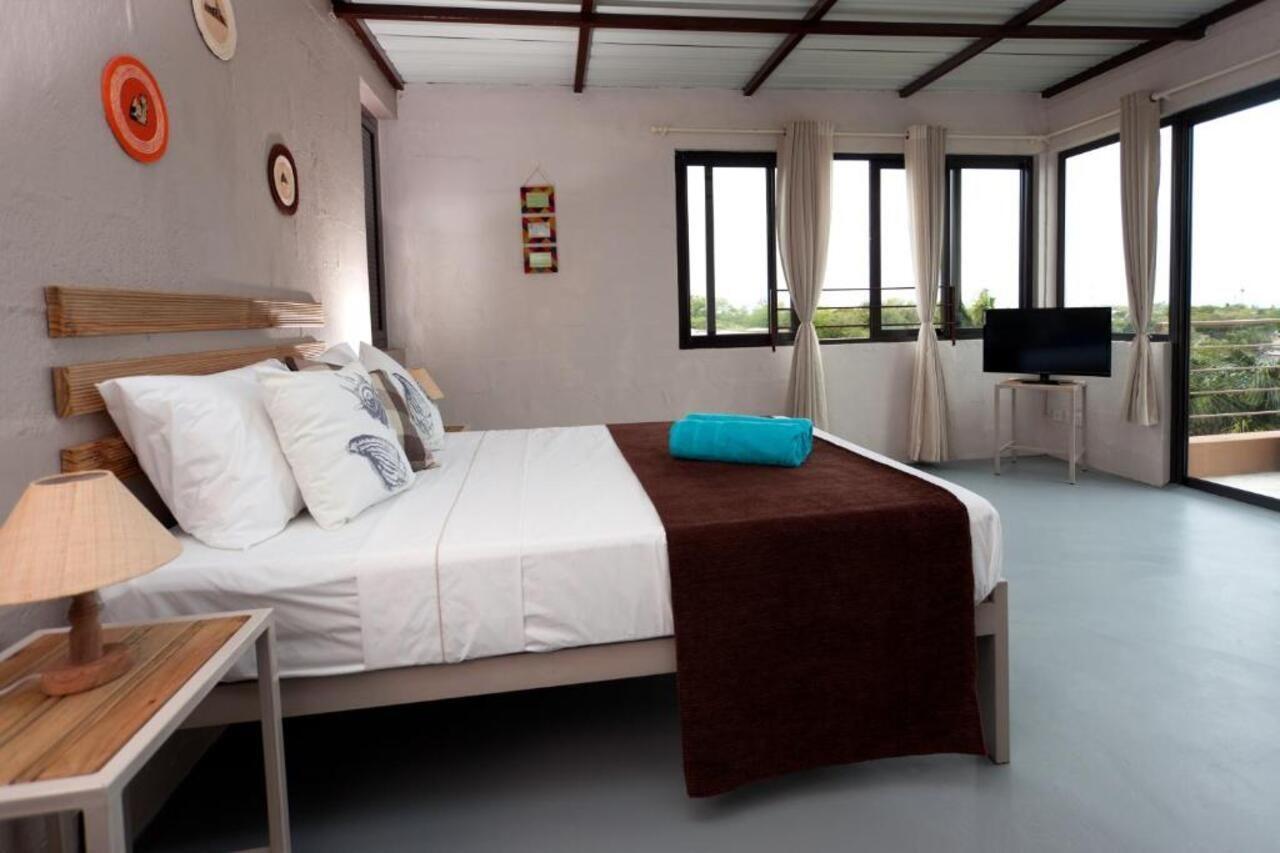 Evazion Hotel Grand River South East Екстериор снимка