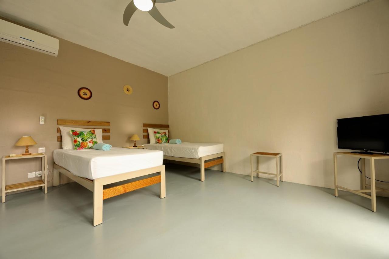 Evazion Hotel Grand River South East Екстериор снимка